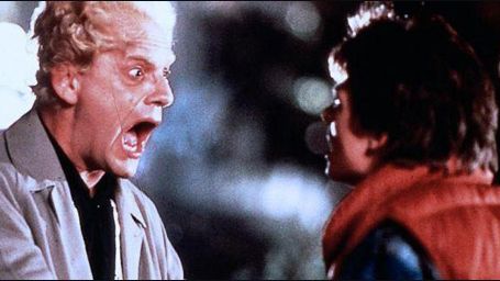 image de la news Christopher Lloyd derrière le volant d'une DeLorean pour "Raising Hope"