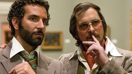 image de la news Christian Bale et Bradley Cooper : des looks au poil dans "American Hustle" [PHOTOS]