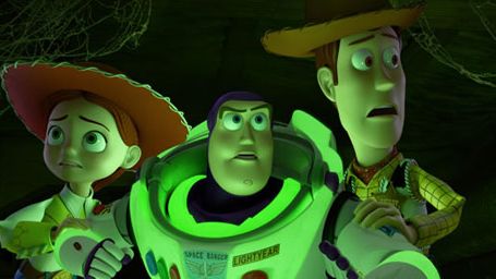 image de la news "Toy Story of Terror" : Buzz et Woody ont peur dans la bande-annonce