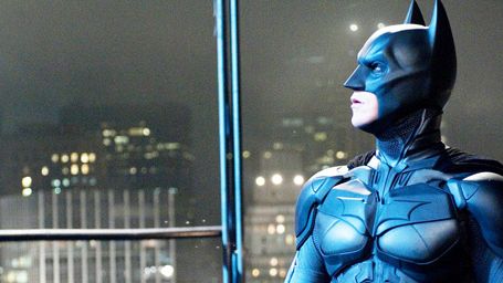 image de la news "Batman vs Superman" : le costume que portera Ben Affleck est une "réinvention totale"