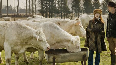 image de la news La Ritournelle : Isabelle Huppert en éléveuse de bovins [PHOTOS]