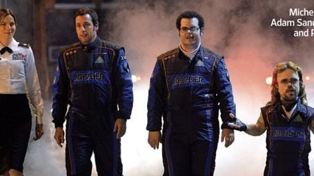 image de la news Peter Dinklage et Adam Sandler : première photo du film "Pixels"