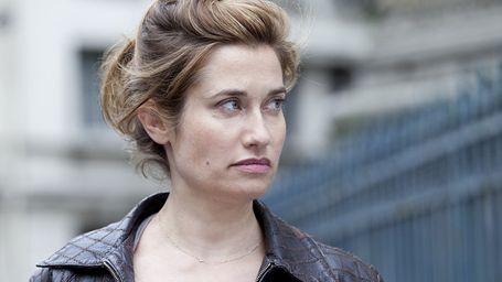 image de la news Première photo d'Emmanuelle Devos dans la peau de Simone Veil