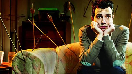 image de la news Man Seeking Woman renouvelée : la série la plus barrée de la saison de retour en 2016