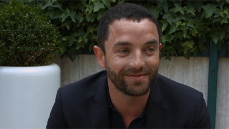 image de la news Guillaume Gouix derrière la caméra ? Il nous en dit davantage...