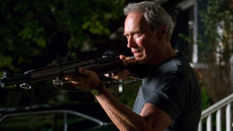 image de la news Gran Torino ce soir sur TF1 : le clan Eastwood, la folie Kowalski, la rumeur Inspecteur Harry... Tout sur le film !