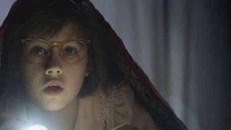 image de la news Aux pieds du Bon Gros Géant sur la 1ère affiche du nouveau Spielberg