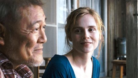 image de la news Bande-annonce Le Cœur régulier : Isabelle Carré en quête spirituelle au Pays du Soleil Levant