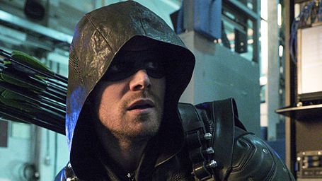 image de la news Legends of Tomorrow : Arrow prend un coup de vieux sur les photos