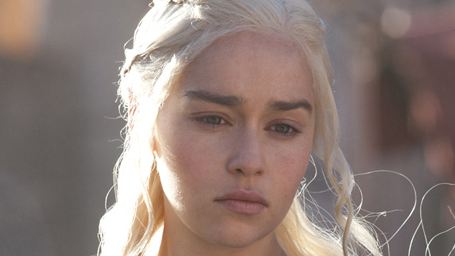 Game of Thrones saison 6 : Emilia Clarke assume sa scène de l'épisode 4
