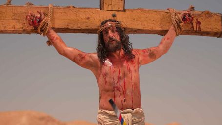 image de la news Ils sont partout : quand Gilles Lellouche se prend pour Jésus !