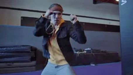 image de la news The Batman : Ryan Potter envoie une vidéo à Ben Affleck pour jouer Robin