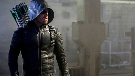 Arrow : vers un reboot de la série en saison 6 ?