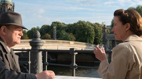 image de la news Seul dans Berlin : 5 choses à savoir sur le film de Vincent Perez avec Emma Thompson et Brendan Gleeson