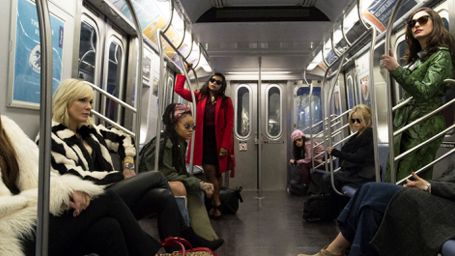 image de la news Ocean's Eight : première photo de Rihanna et des braqueuses de la suite de Ocean's eleven