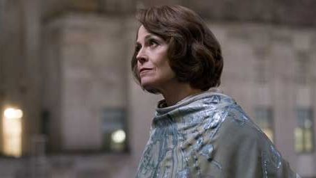 image de la news The Defenders : Mais qui est la méchante jouée par Sigourney Weaver ?