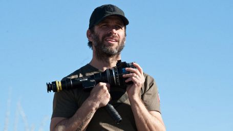 image de la news Justice League : Zack Snyder, endeuillé, est remplacé par Joss Whedon