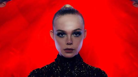 image de la news The Neon Demon sur Canal+ Cinéma : pourquoi Nicolas Winding Refn a-t-il engagé Keanu Reeves ?