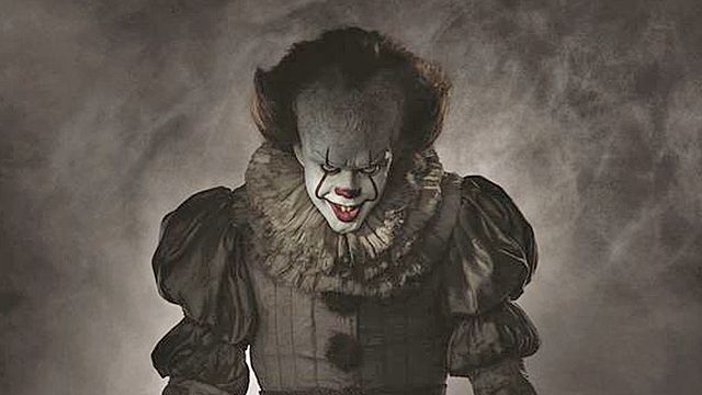 image de la news Ça : le clown horrifique se dévoile davantage dans la nouvelle bande-annonce