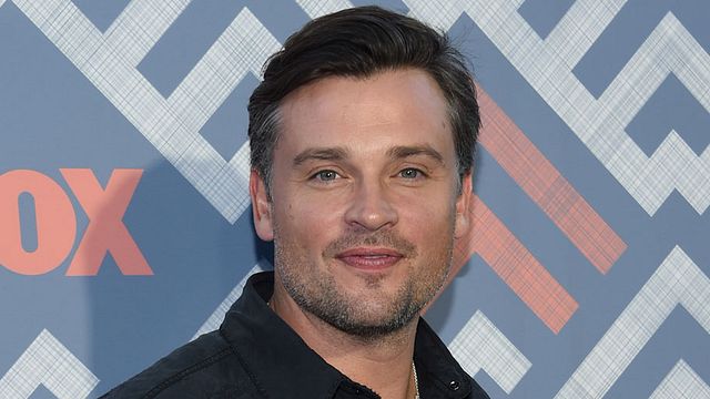 image de la news Lucifer : première photo de Tom Welling dans la série FOX
