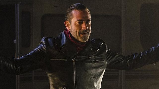 image de la news The Walking Dead : Jeffrey Dean Morgan réclame de nouveau un épisode sur le passé de Negan