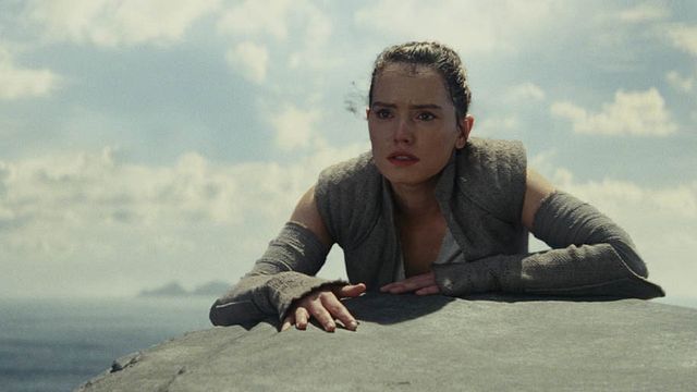 image de la news Star Wars - Les Derniers Jedi : une scène du film pousse  certains cinémas américains à afficher un avertissement étonnant !