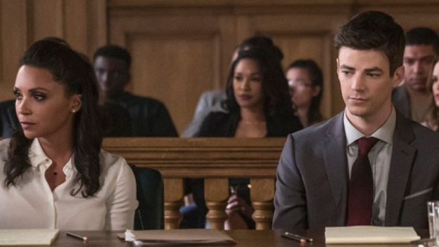 image de la news Flash : le procès de Barry Allen sur les photos du prochain épisode