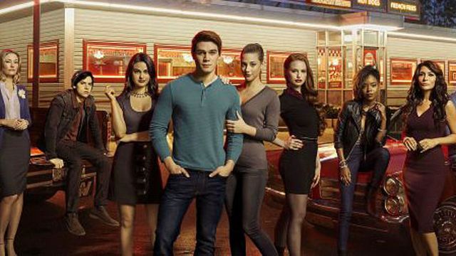 image de la news Riverdale : la série débarque sur Warner TV