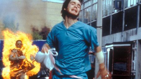 image de la news 28 jours plus tard a 15 ans ! Retour sur les 3 fins alternatives du film culte de D. Boyle