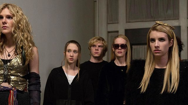 image de la news American Horror Story saison 8 : les sorcières de Coven se retrouvent sur une première photo