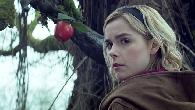 image de la news Les Nouvelles Aventures de Sabrina : Les acteurs de l’ancienne série adressent leurs voeux