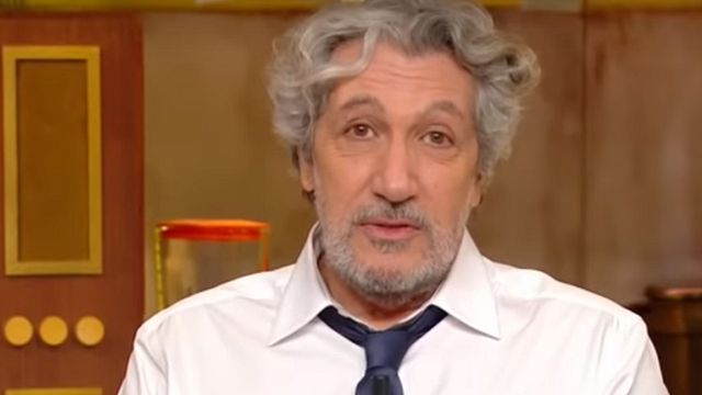 image de la news Burger Quiz Saison 3 : Marina Foïs, Alexandre Astier, Gérard Darmon succèdent à Alain Chabat