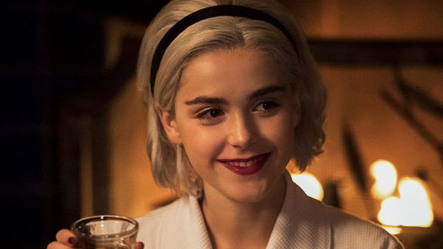 image de la news Les Nouvelles aventures de Sabrina sur Netflix : que vaut l'épisode spécial de Noël ?