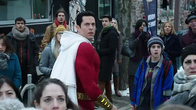 Shazam ! : le super-héros combat le Mal et se paye des bières dans le spot TV du prochain film DC Comics