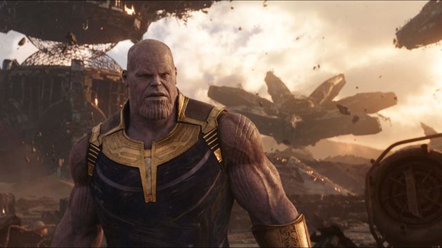 Avengers 4 Endgame : des chaises vides lors de la conférence de presse pour les personnages tués