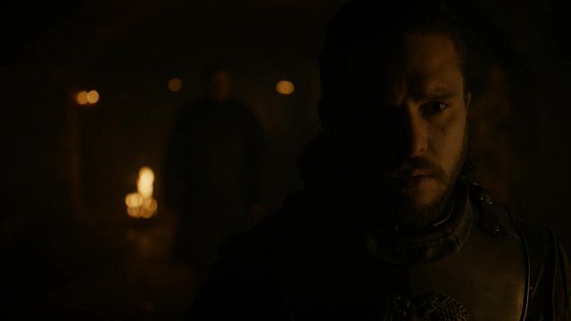 image de la news Game of Thrones saison 8 : Jon Snow face à "l'information la plus explosive de toute la série" [SPOILERS]