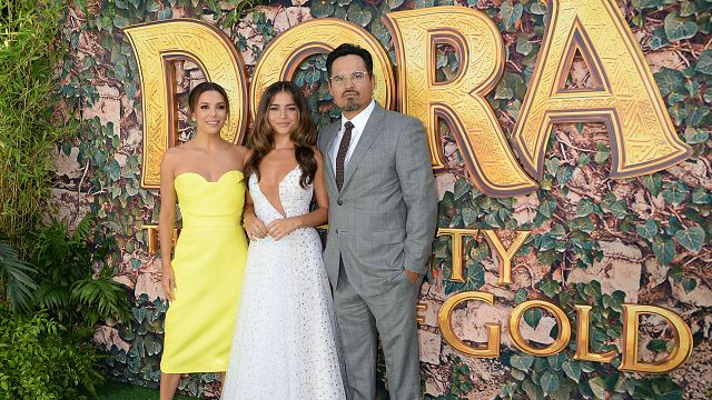 image de la news Avant-première Dora et la Cité perdue : Isabela Moner, Eva Longoria et Michael Peña sur le tapis vert