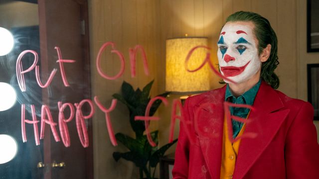 Nouvelle bande-annonce Joker : Joaquin Phoenix bascule dans la folie