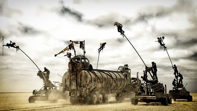 image de la news Mad Max Fury Road sur France 2 : les impressionnantes cascades sans effets numériques