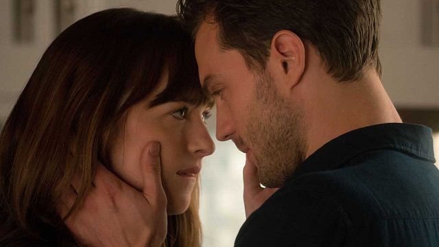 image de la news Cinquante Nuances plus sombres (Netflix) : Emilia Clarke a failli jouer dans la saga sexy !