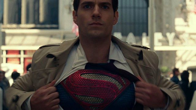 image de la news Justice League : le costume noir de Superman révélé dans un extrait de la version longue