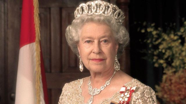 Mort d'Elizabeth II : ces comédiennes qui l'ont incarnée au cinéma et dans les séries