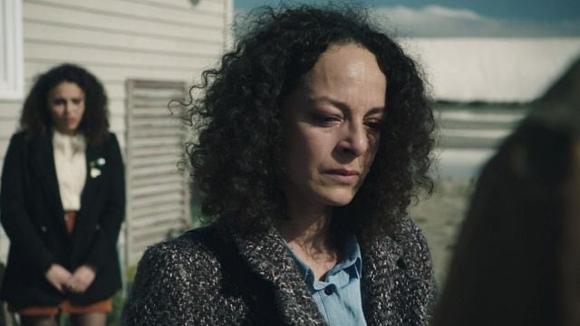 image de la news Ici tout commence : Alika Del Sol (Caroline) quitte-t-elle définitivement la série ?