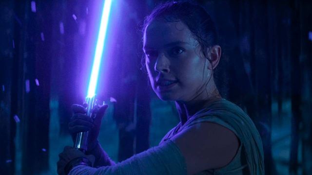 Star Wars : les premières images d'un "vrai" sabre laser dévoilées par Disney
