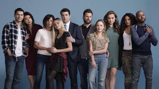 image de la news A Million Little Things sur TF1 Séries Films : que pense la presse de cette série dans la veine de This Is Us ?