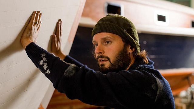 image de la news Netflix : Hugo Becker (Je te promets) a failli jouer dans une célèbre série de la plateforme