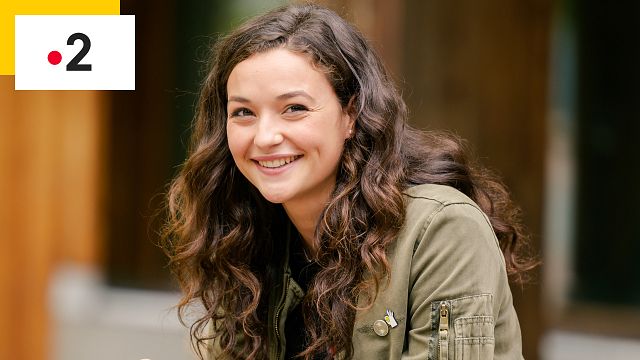 image de la news De Demain nous appartient à La Faute à Rousseau : Louvia Bachelier, un talent à suivre !