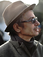 image de Carax Leos