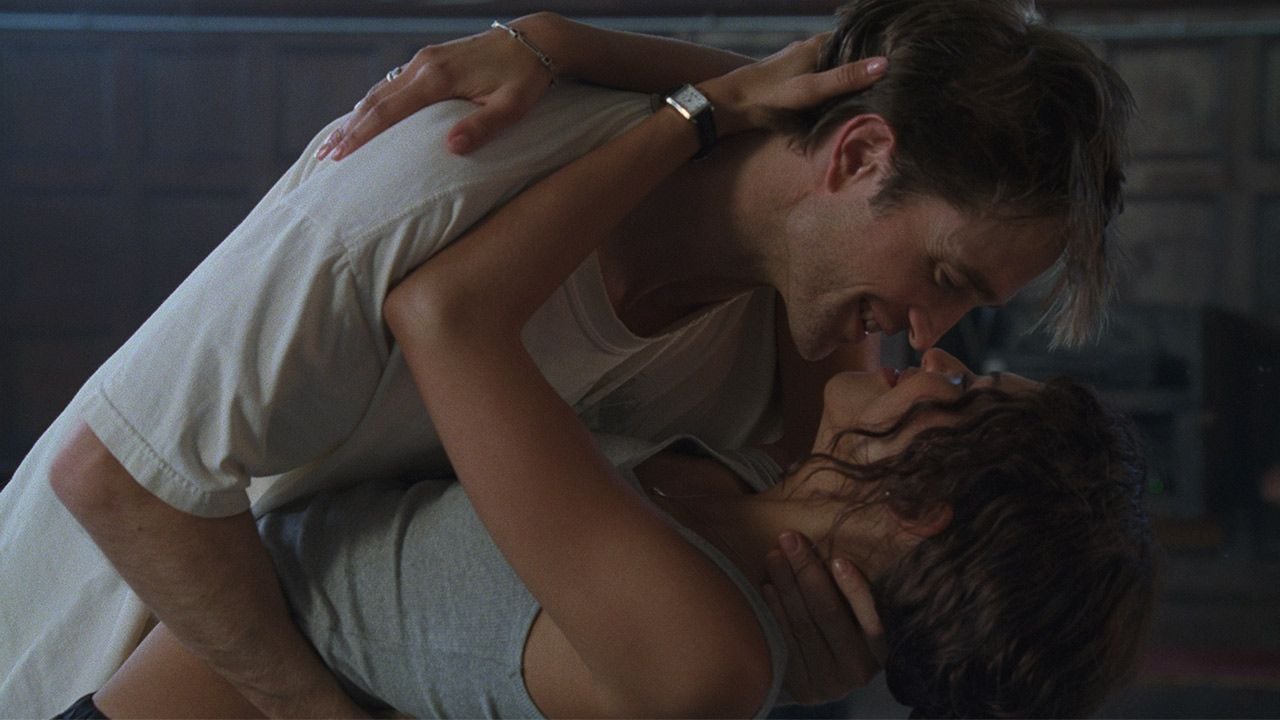 L’amour résiste-t-il toujours à la vérité ? Robert Pattinson et Zendaya se partagent l’affiche de cette tragicomédie jubilatoire