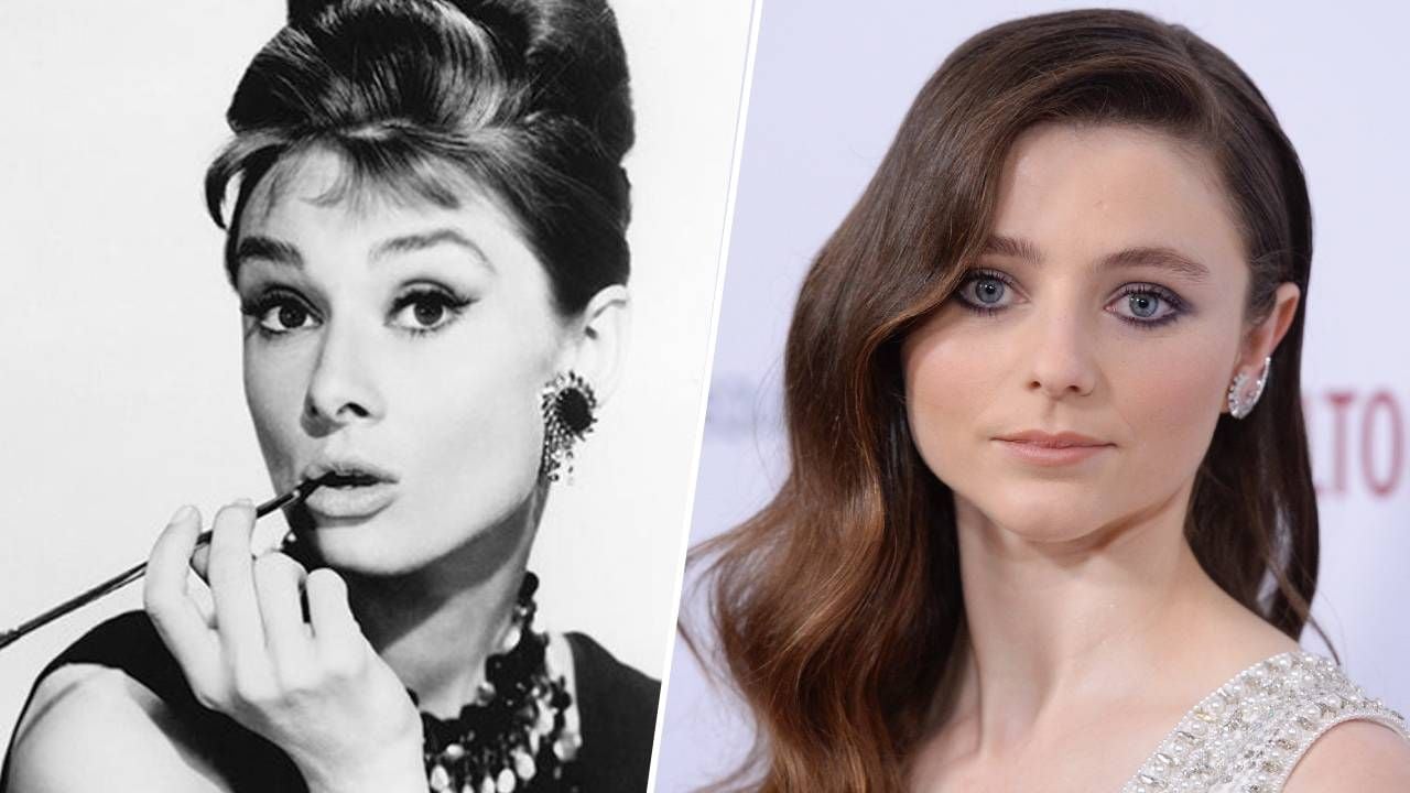 Audrey Hepburn et sa future interprète Thomasin McKenzie